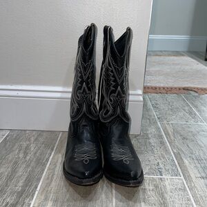 Black Cowgirl Boots